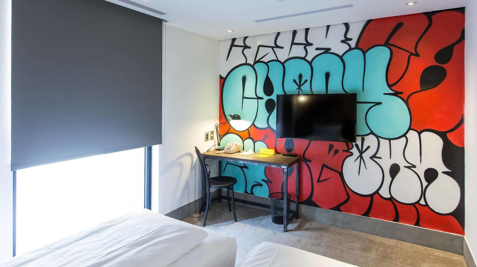 Check Inn Taipei Songjiang Exterior foto